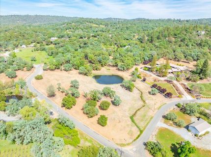 14035 Riva Ridge Cir, Auburn, CA 95602 Photo