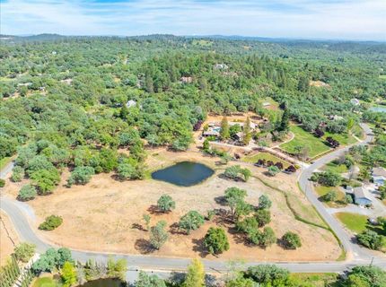 14035 Riva Ridge Cir, Auburn, CA 95602 Photo