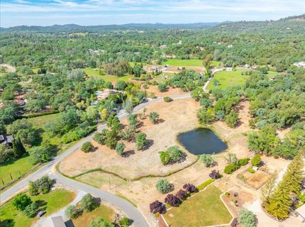14035 Riva Ridge Cir, Auburn, CA 95602 Photo