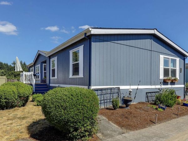 1000 S McKern Court, UNIT 82, Newberg, OR 97132