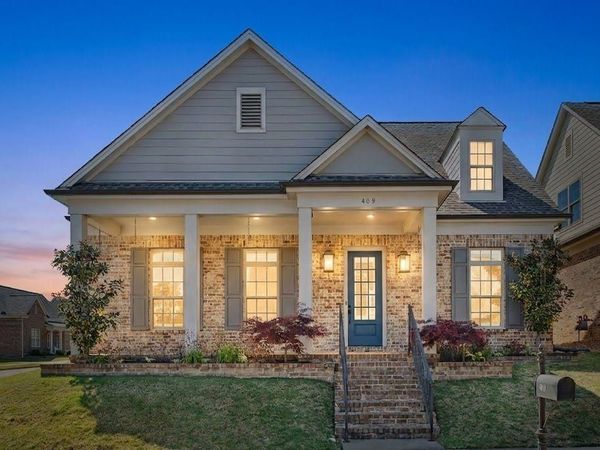 409 CATAWBA VALLEY DR, Collierville, TN 38017