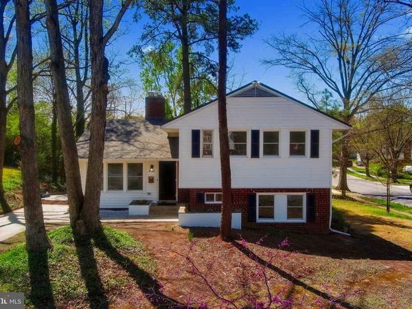 8405 RAVENSWOOD, NEW CARROLLTON, MD 20784