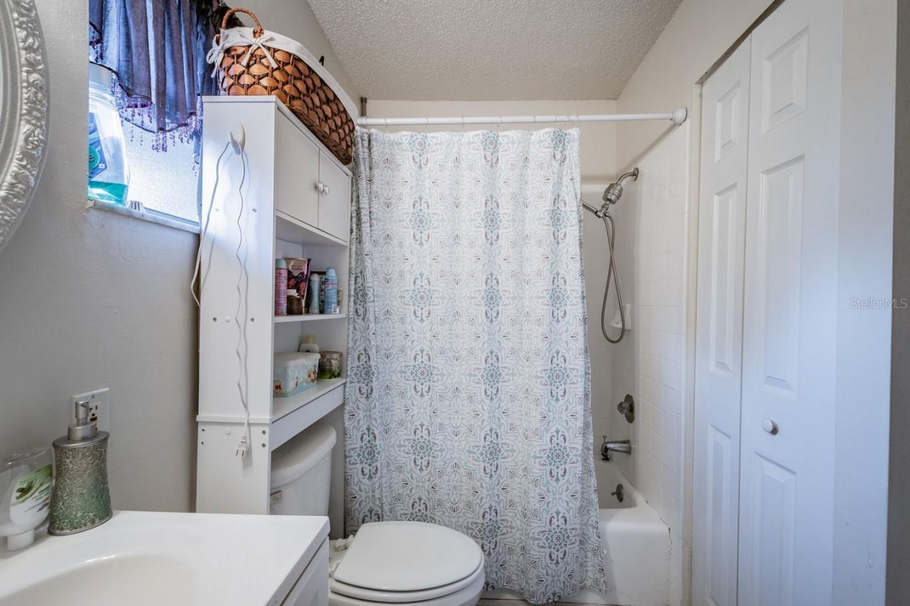 210 Amherst Avenue, Unit 100, Sarasota, FL 34232 Photo