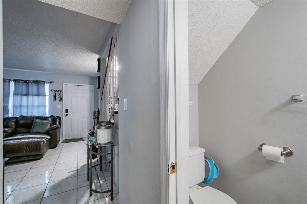210 Amherst Avenue, Unit 100, Sarasota, FL 34232 Photo