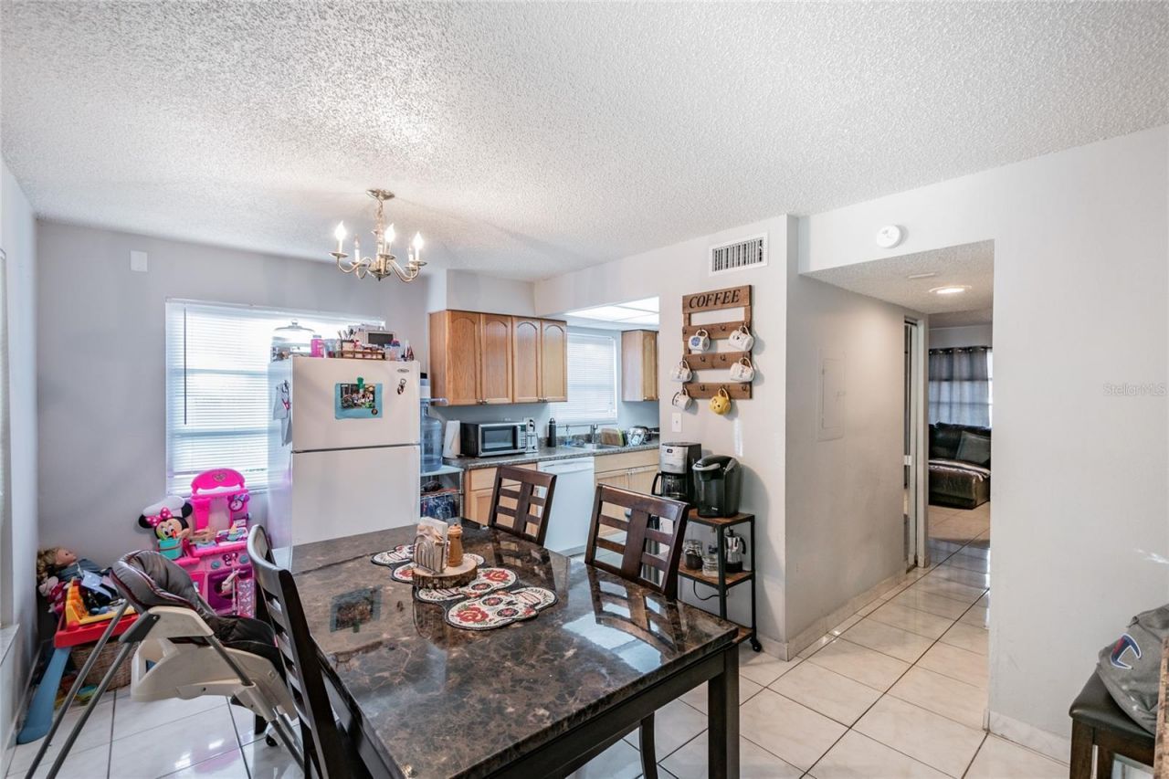 210 Amherst Avenue, Unit 100, Sarasota, FL 34232 Photo