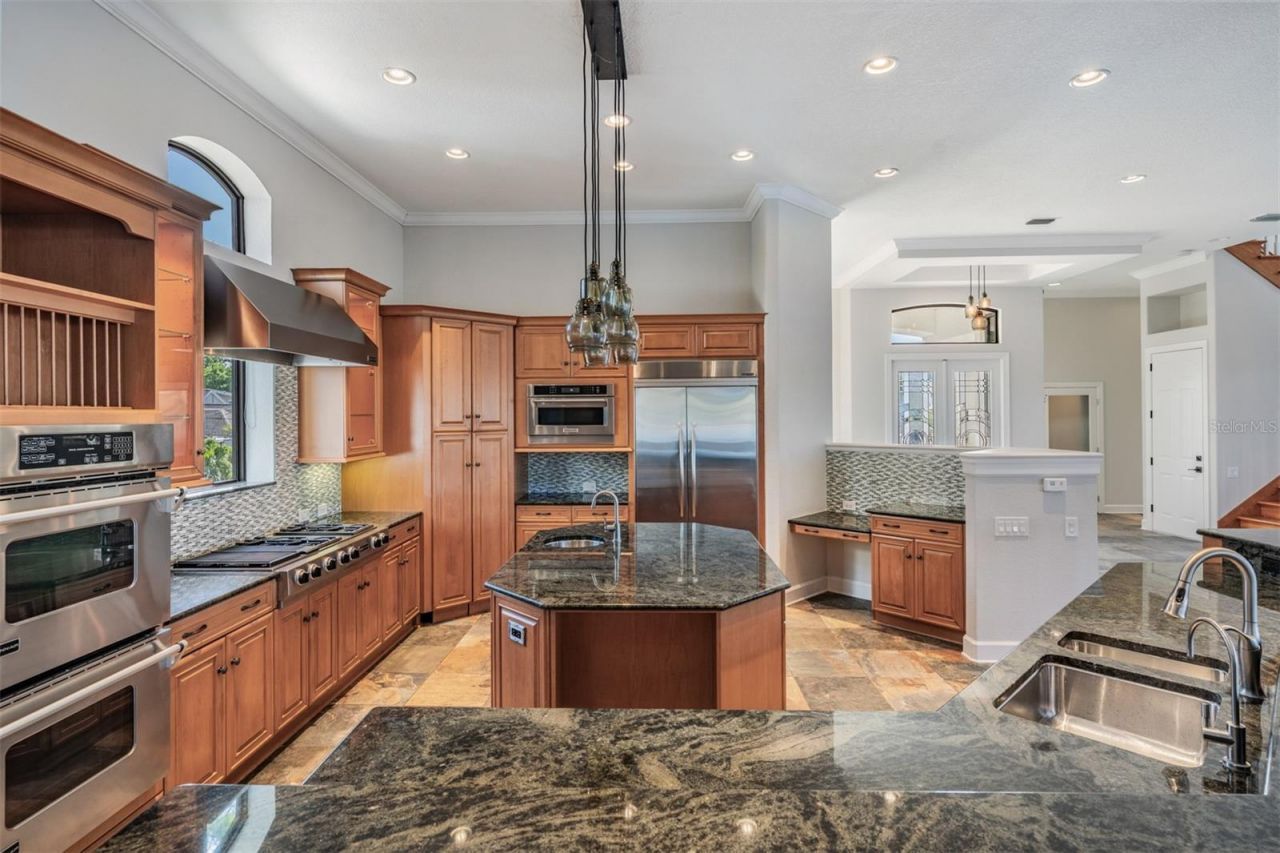 62 Central Court, Tarpon Springs, FL 34689 Photo