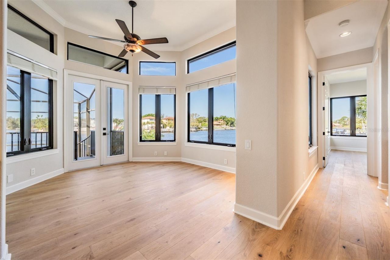 62 Central Court, Tarpon Springs, FL 34689 Photo