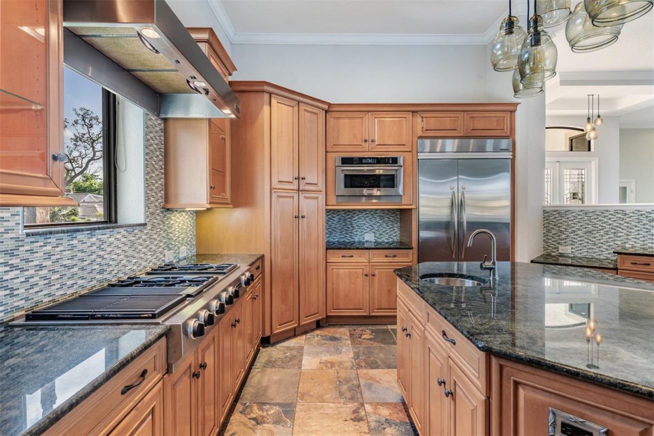 62 Central Court, Tarpon Springs, FL 34689 Photo