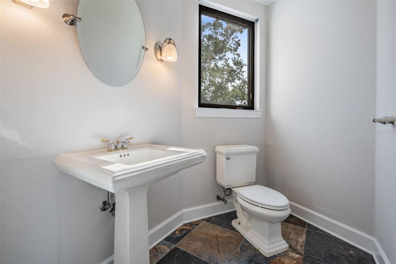 62 Central Court, Tarpon Springs, FL 34689 Photo