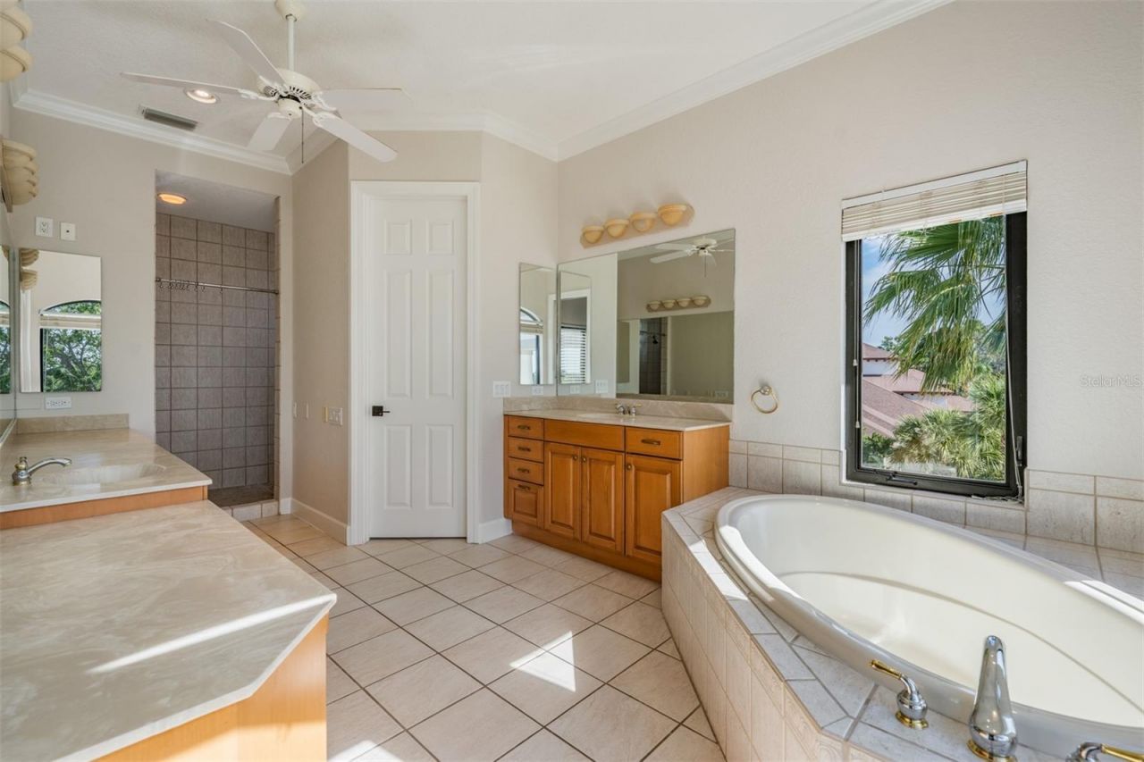 62 Central Court, Tarpon Springs, FL 34689 Photo