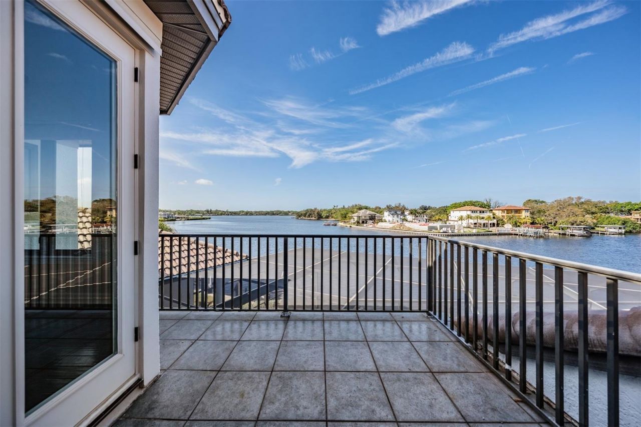 62 Central Court, Tarpon Springs, FL 34689 Photo