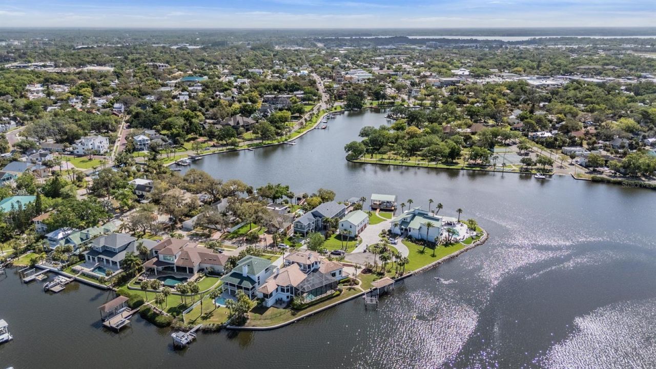 62 Central Court, Tarpon Springs, FL 34689 Photo