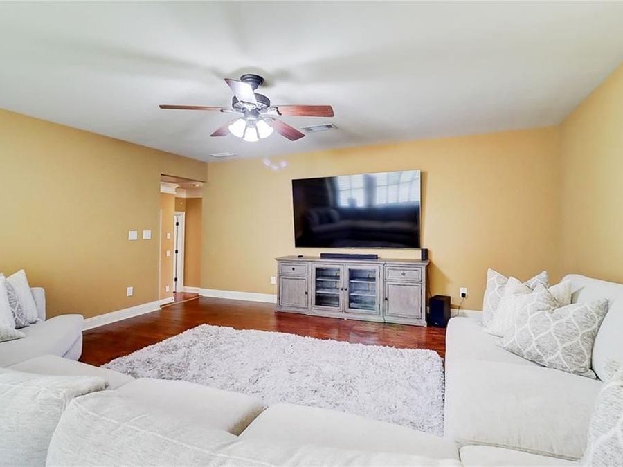 Property Image 50