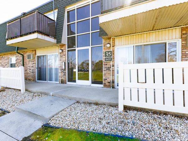 8431 W 99th Terrace , Unit 35-205, Palos Hills, IL 60465