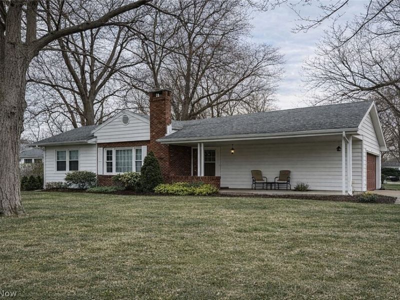 940 Treelane Drive, Ashtabula, OH 44004 Photo 2