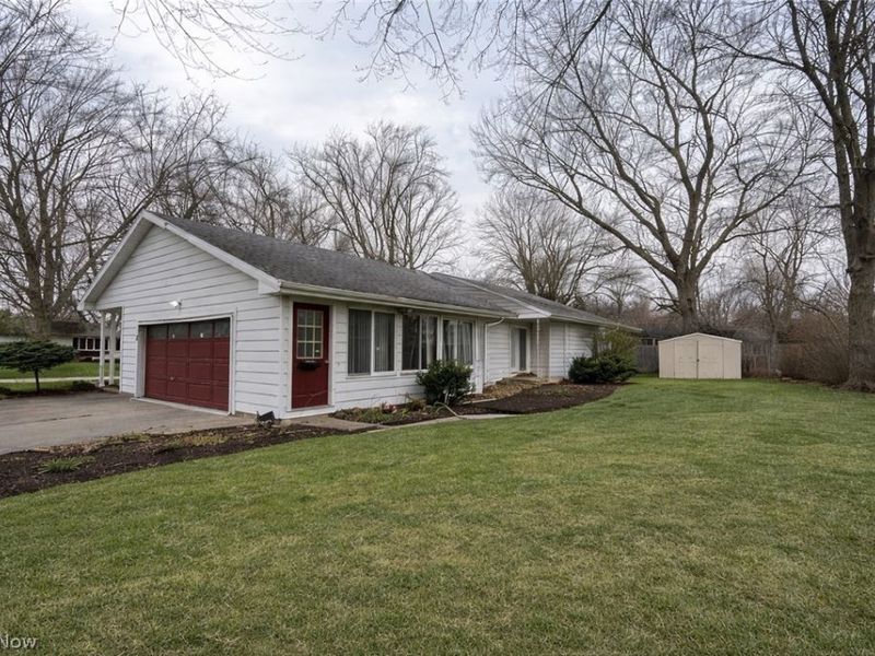 940 Treelane Drive, Ashtabula, OH 44004 Photo 3