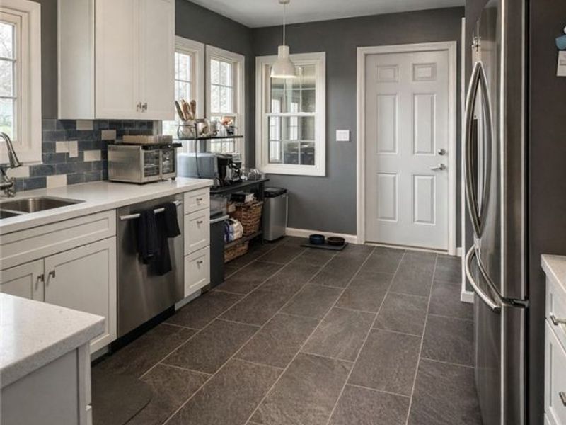 940 Treelane Drive, Ashtabula, OH 44004 Photo 5