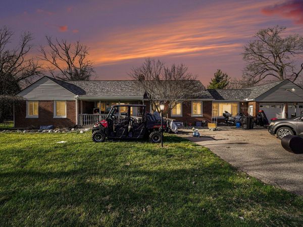 9235 Lapeer Road, Davison, MI 48423