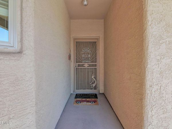 16753 E WESTBY Drive, Unit 203, Fountain Hills, AZ 85268