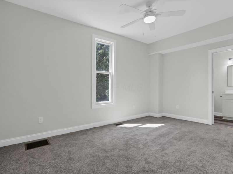 77 S Church Street, Thornville, OH 43076 Photo 16