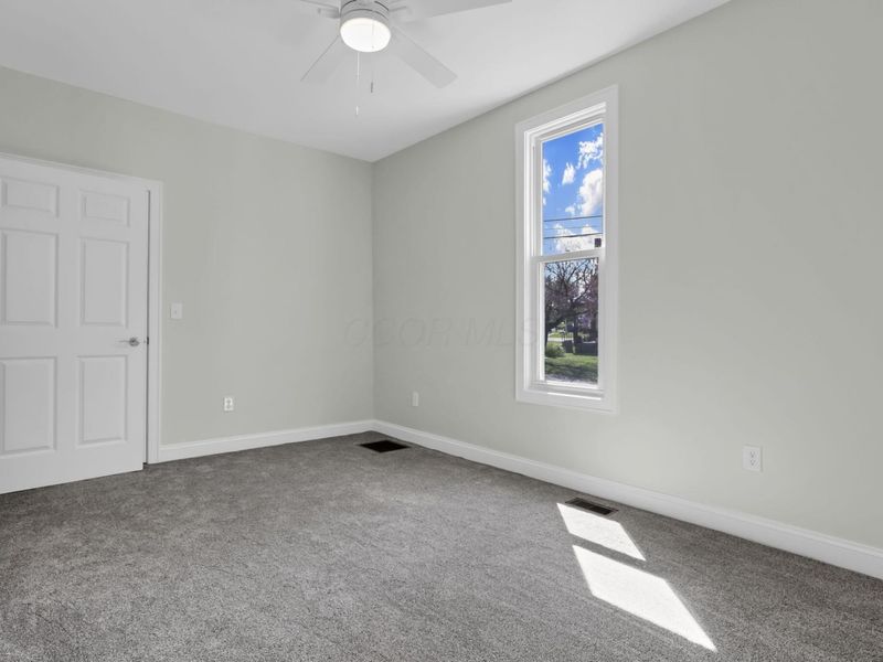 77 S Church Street, Thornville, OH 43076 Photo 18