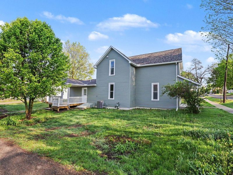 77 S Church Street, Thornville, OH 43076 Photo 34