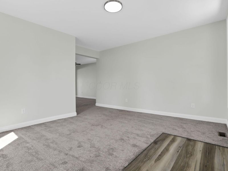 77 S Church Street, Thornville, OH 43076 Photo 5