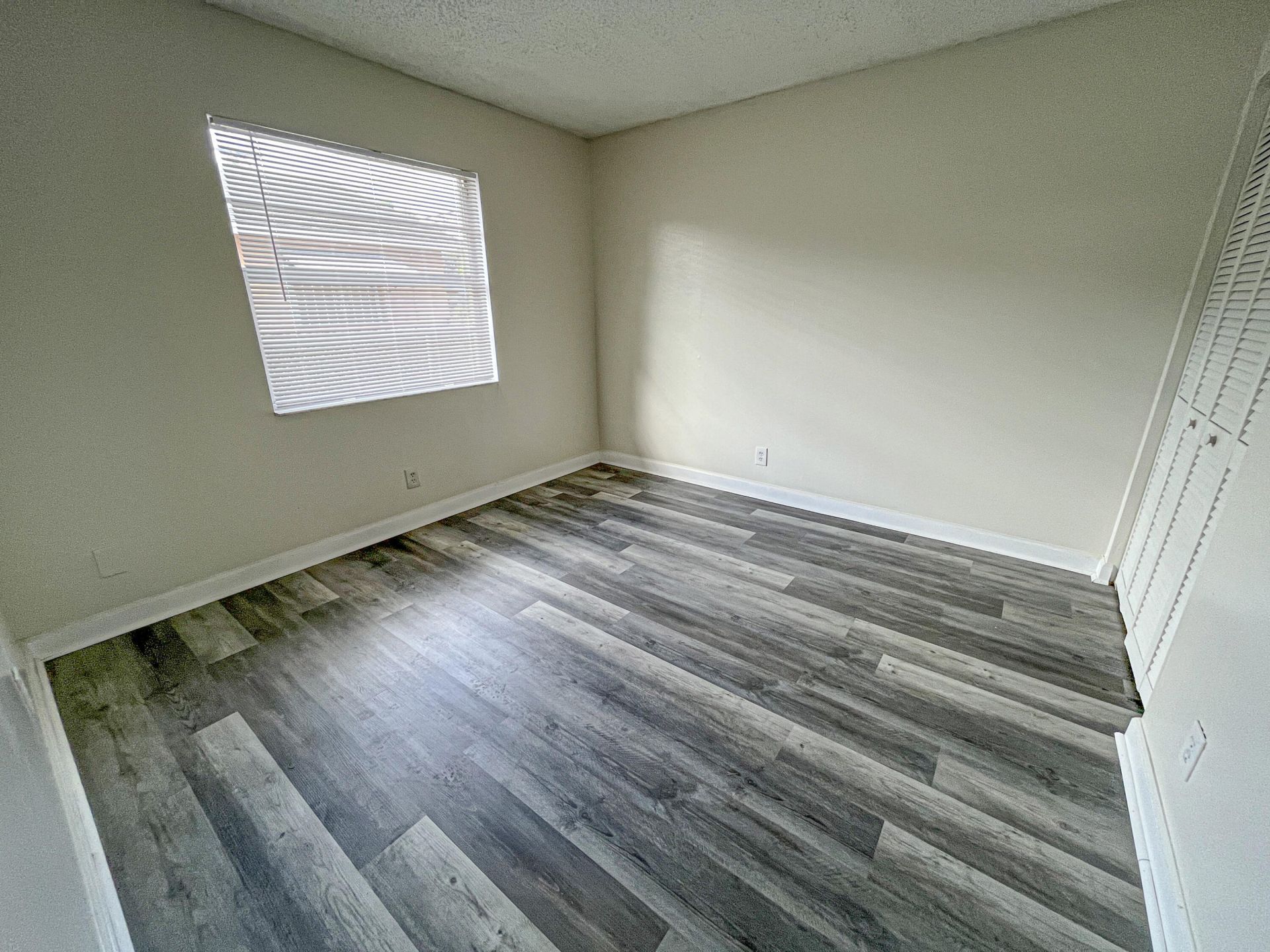 705 58th Street, West Palm Beach, FL 33407 Photo