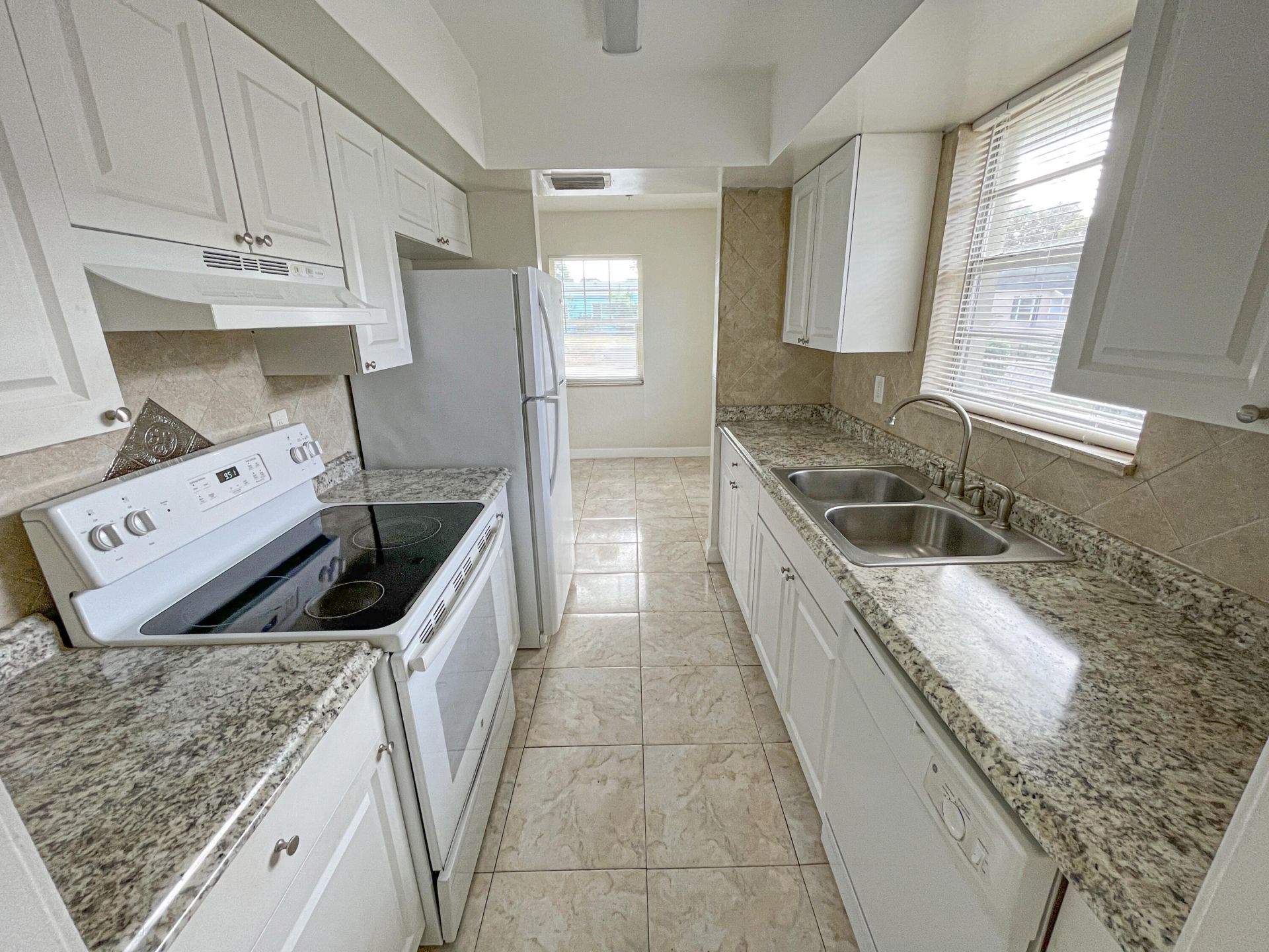 705 58th Street, West Palm Beach, FL 33407 Photo