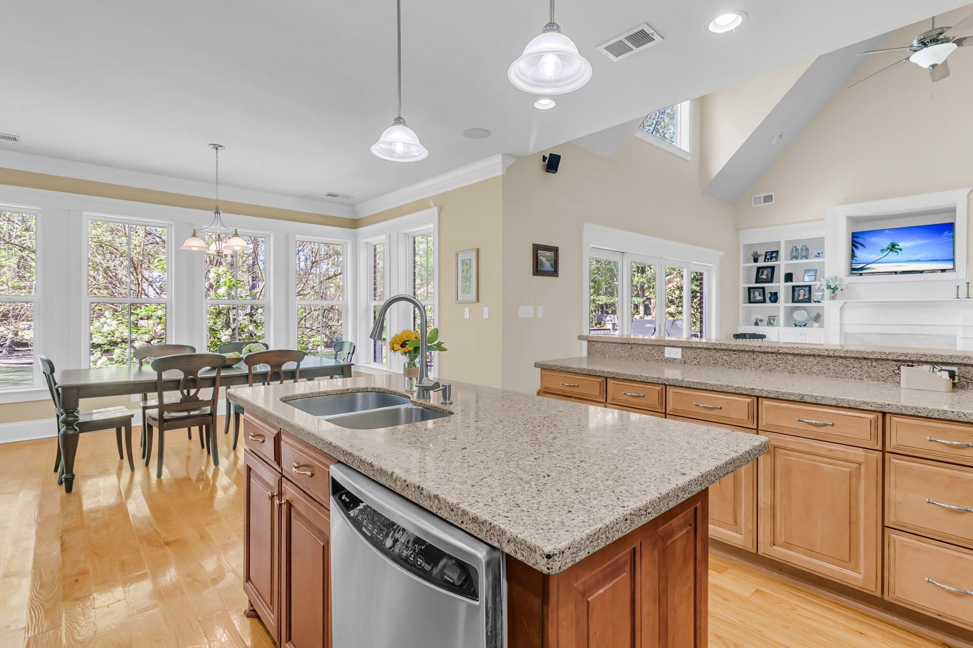 1006 King Mountain Drive Photo 19