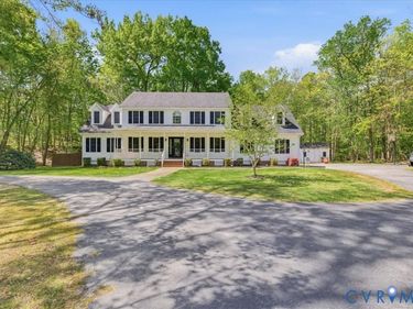 1213 Rockbasket Lane, Chester, VA 23836