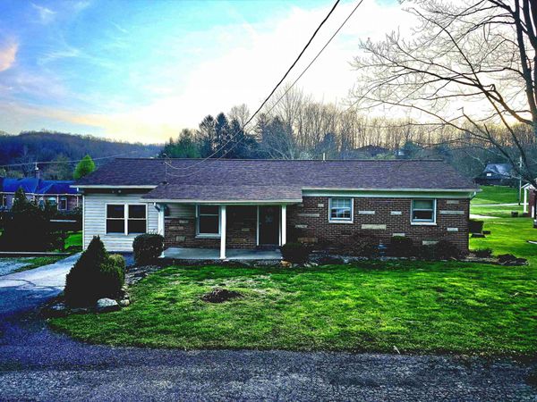 137 Scott Street, Buckhannon, WV 26201