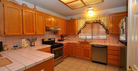 225 Stonewood Dr, Los Banos, CA 93635 Photo