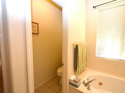 225 Stonewood Dr, Los Banos, CA 93635 Photo