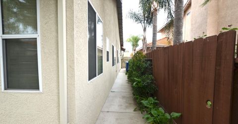 225 Stonewood Dr, Los Banos, CA 93635 Photo