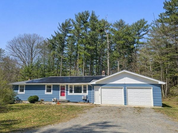 44 Winter St, Duxbury, MA 02332