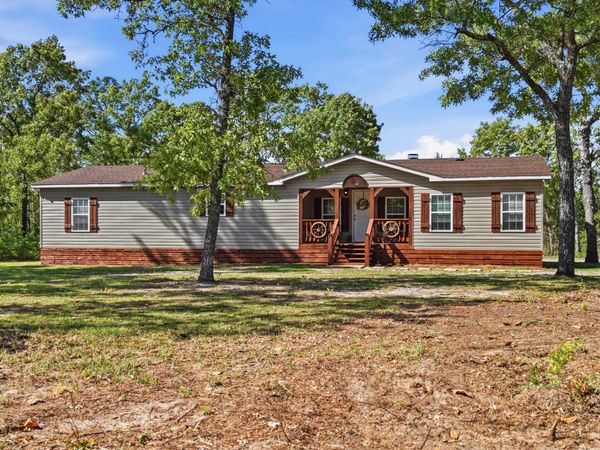 2075 Pine Grove Church Road , Quincy, FL 32351