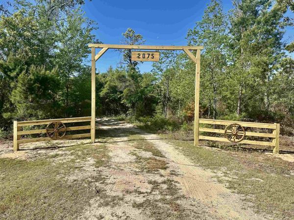 2075 Pine Grove Church Road, Quincy, FL 32351
