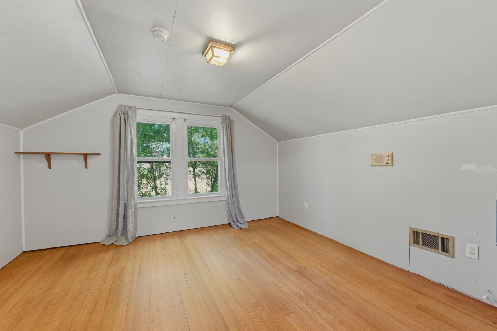 1241 Park Street Photo 24