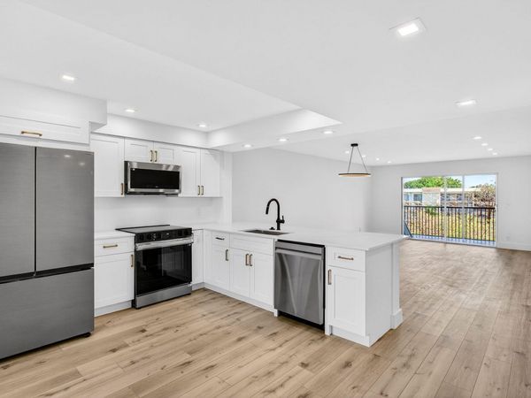 14360 Strathmore Lane, Unit 406, Delray Beach, FL 33446