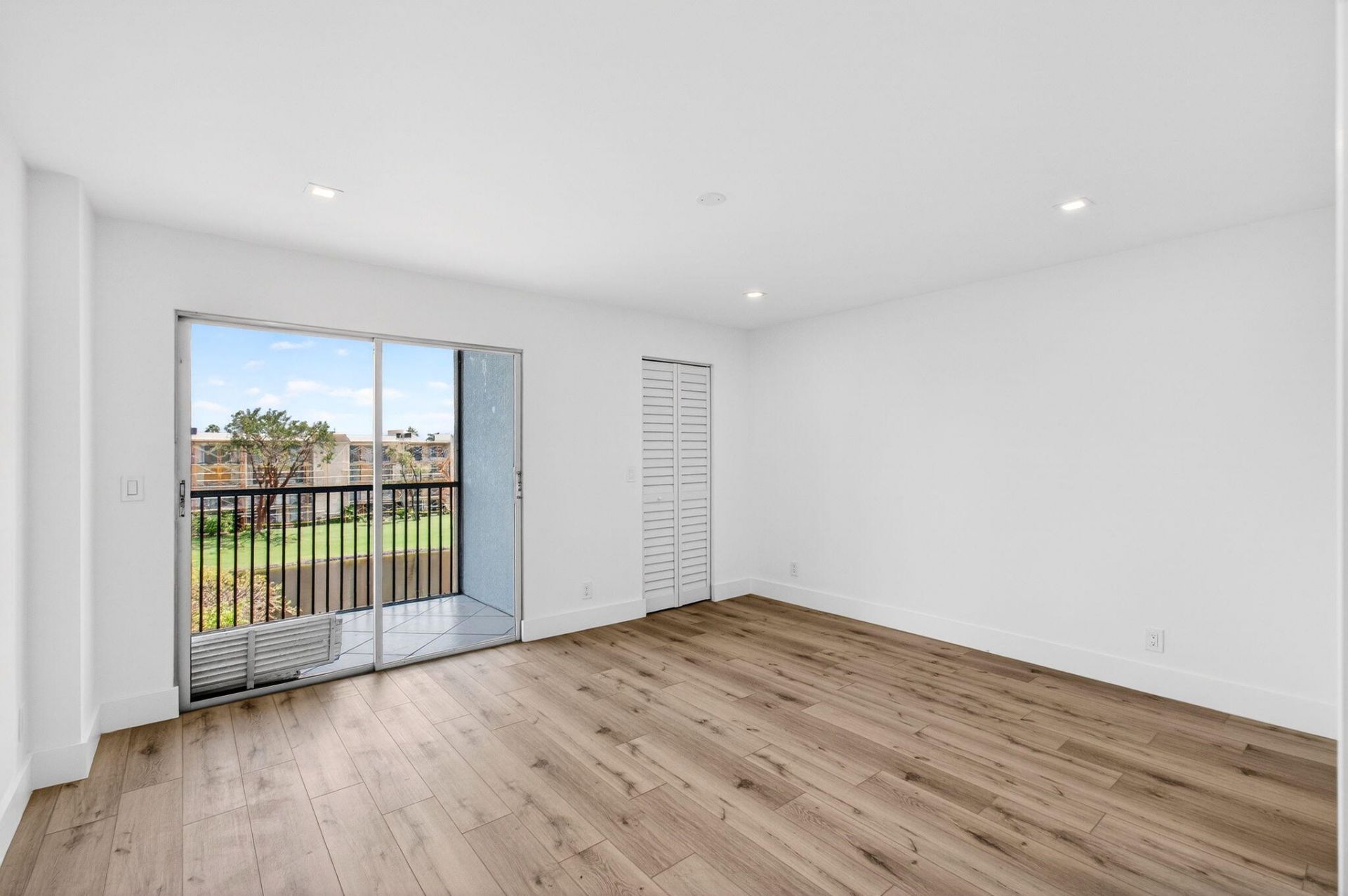14360 Strathmore Lane, Unit 406, Delray Beach, FL 33446 Photo