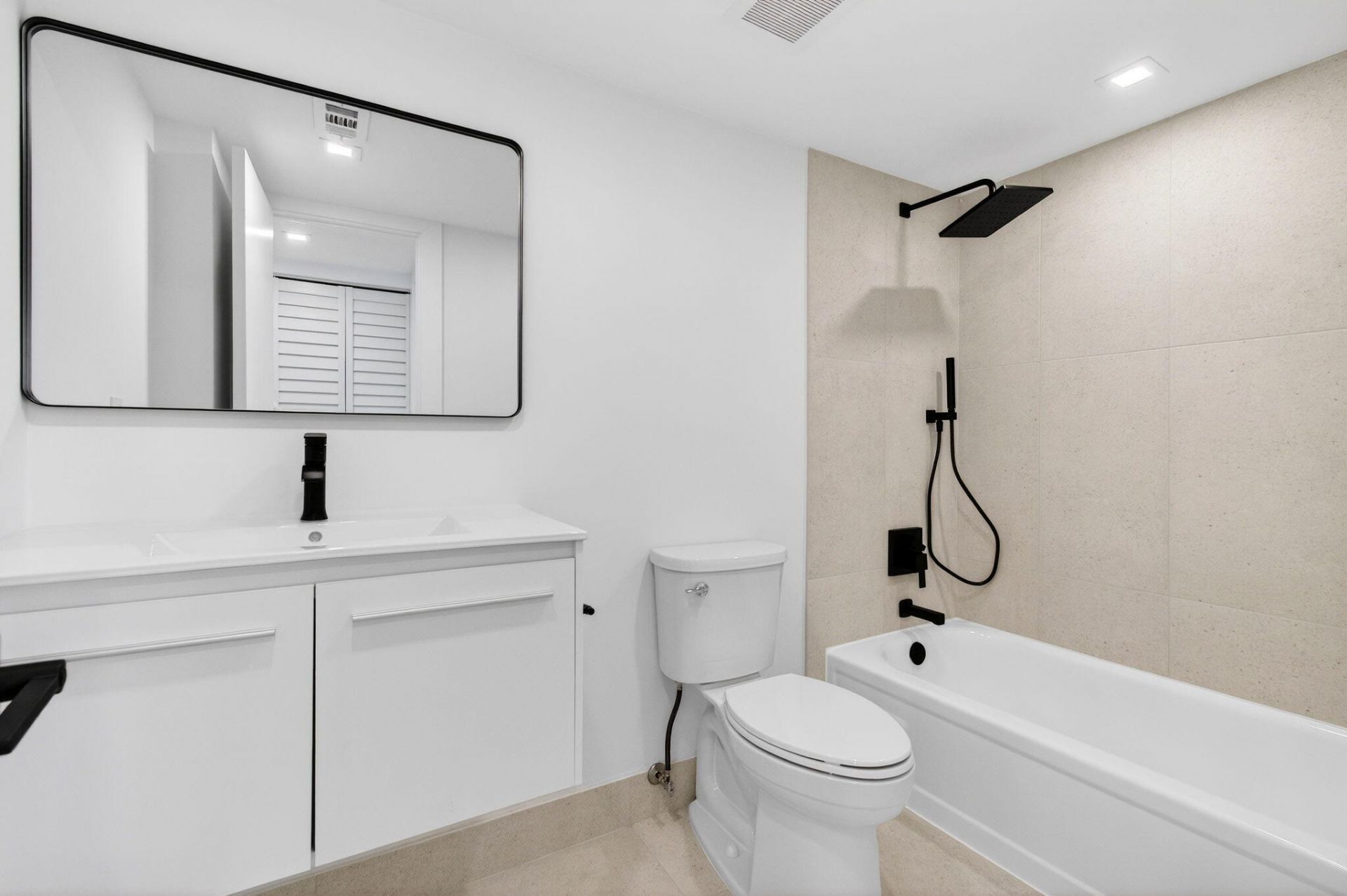 14360 Strathmore Lane, Unit 406, Delray Beach, FL 33446 Photo