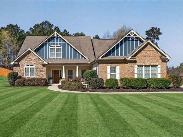 137 Caraway Road, Locust Grove, GA 30248