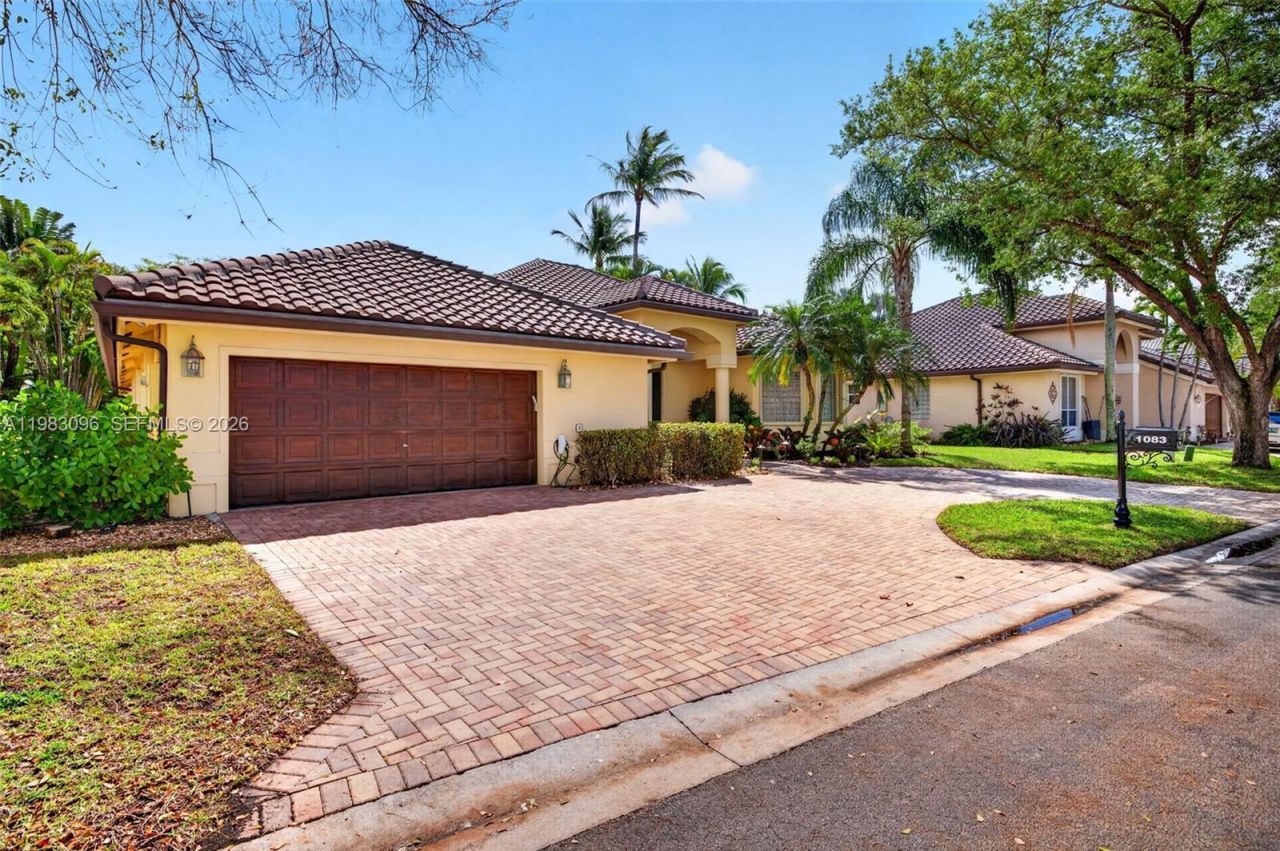 1083 SW 156th Ter, Pembroke Pines, FL 33027 Photo
