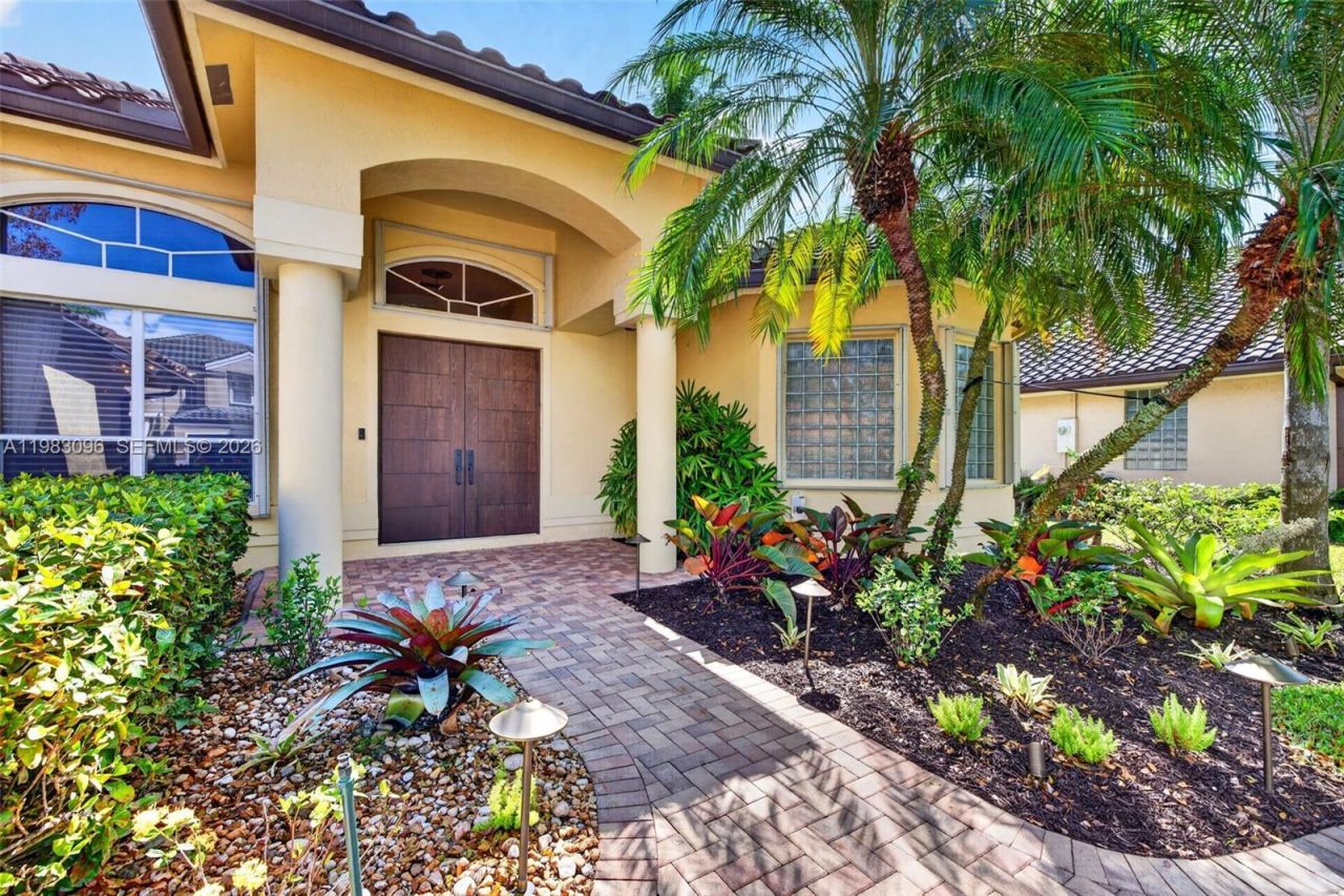 1083 SW 156th Ter, Pembroke Pines, FL 33027 Photo