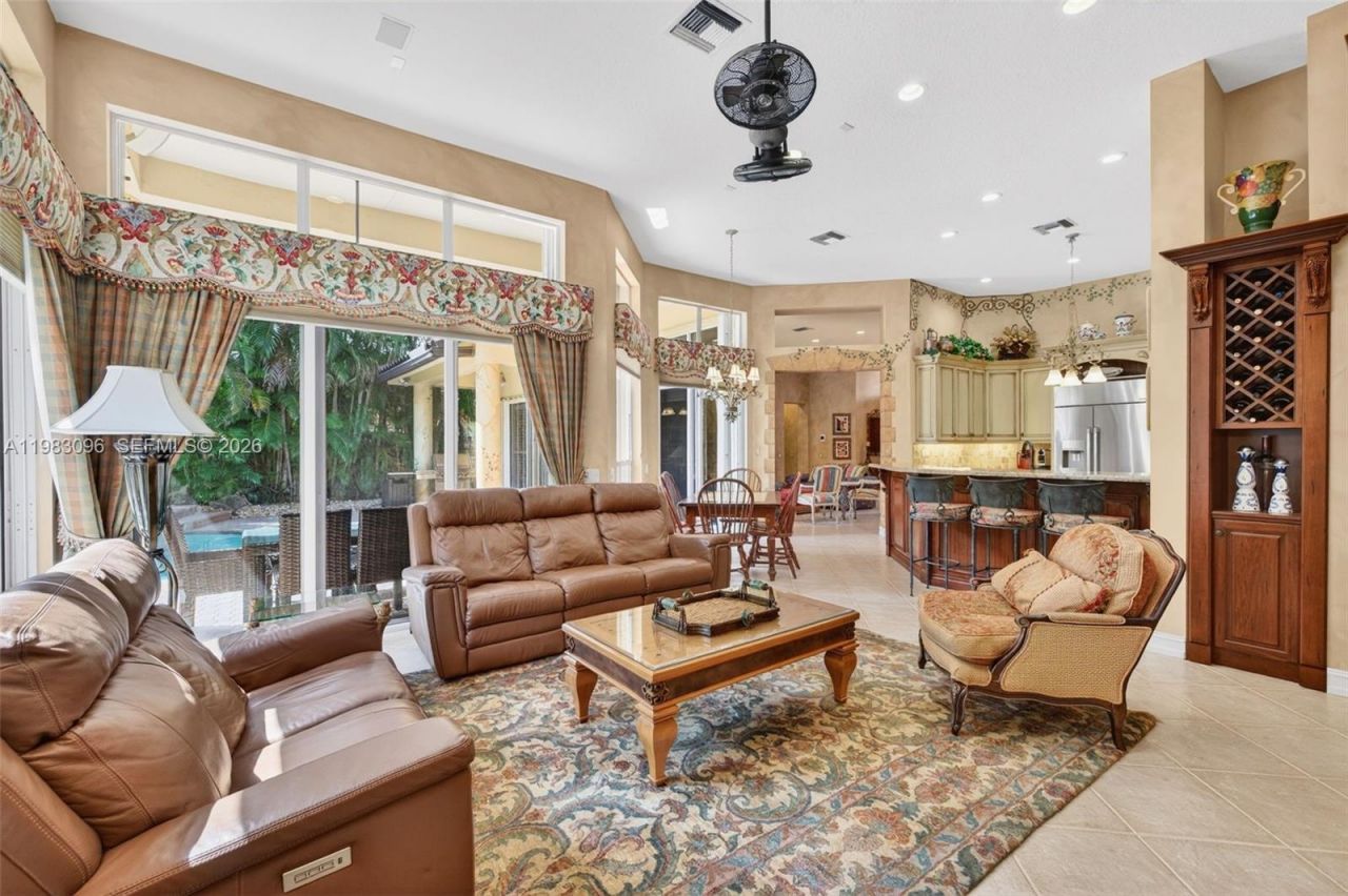 1083 SW 156th Ter, Pembroke Pines, FL 33027 Photo