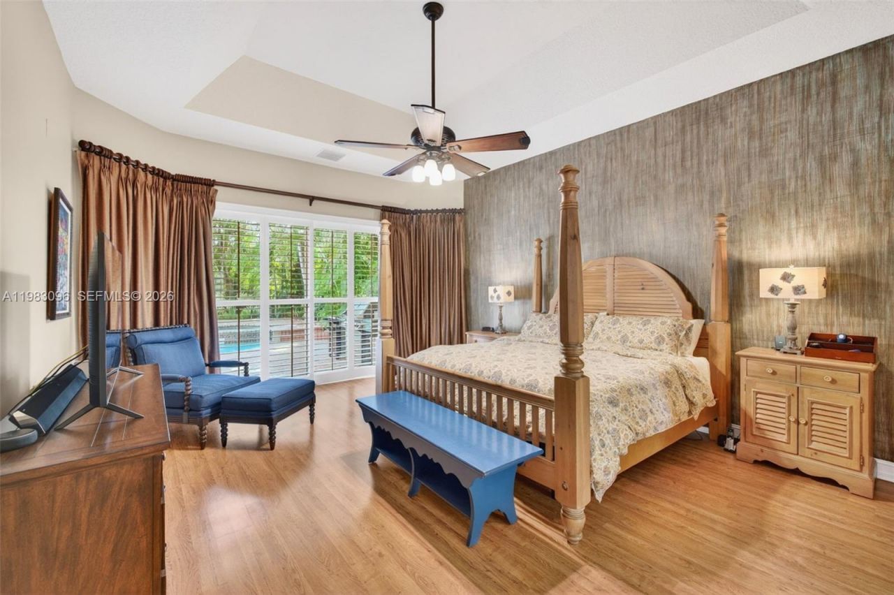 1083 SW 156th Ter, Pembroke Pines, FL 33027 Photo