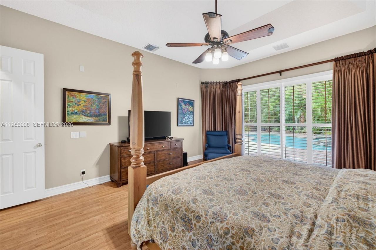 1083 SW 156th Ter, Pembroke Pines, FL 33027 Photo