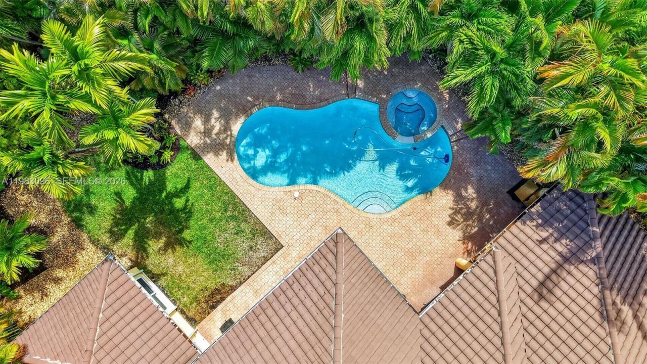 1083 SW 156th Ter, Pembroke Pines, FL 33027 Photo