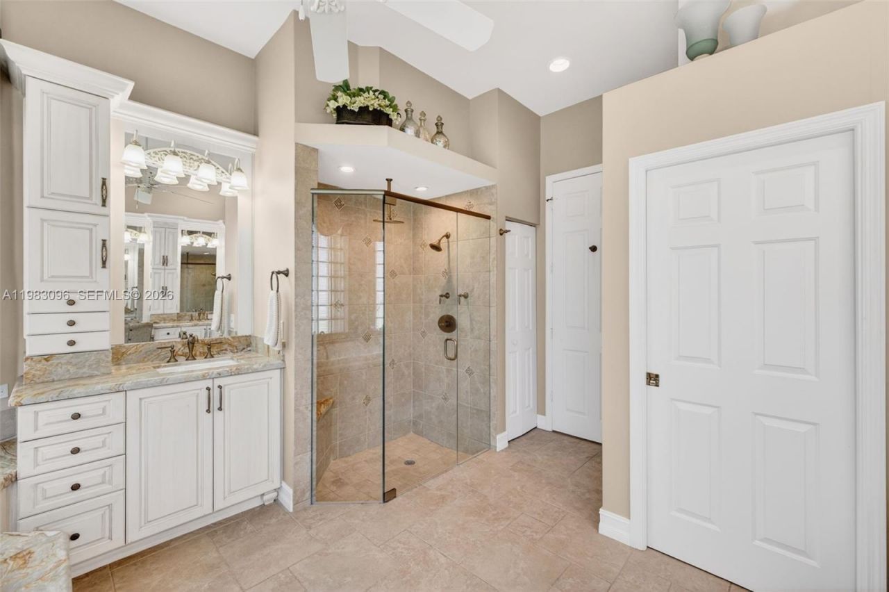 1083 SW 156th Ter, Pembroke Pines, FL 33027 Photo